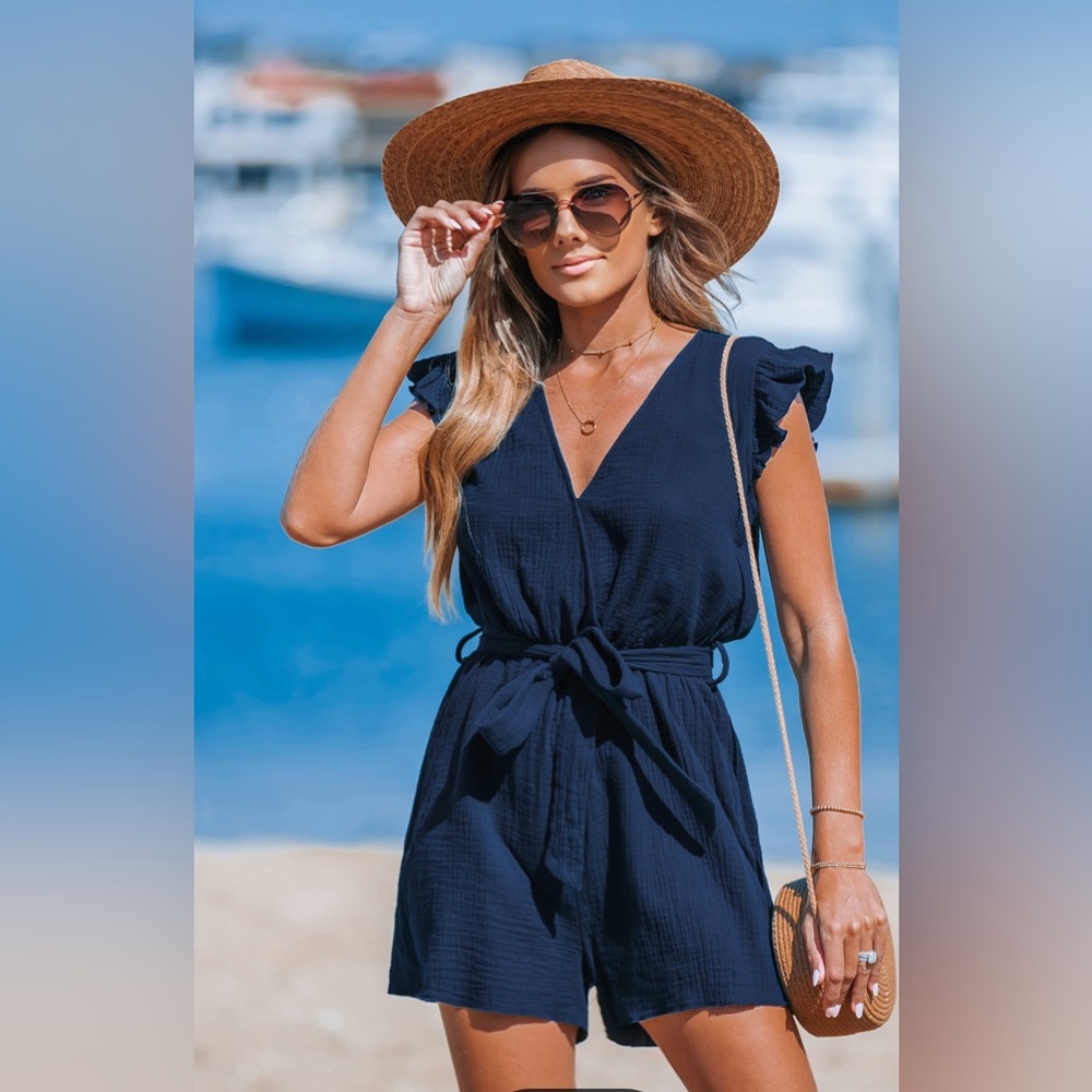 NWT Cupshe navy romper